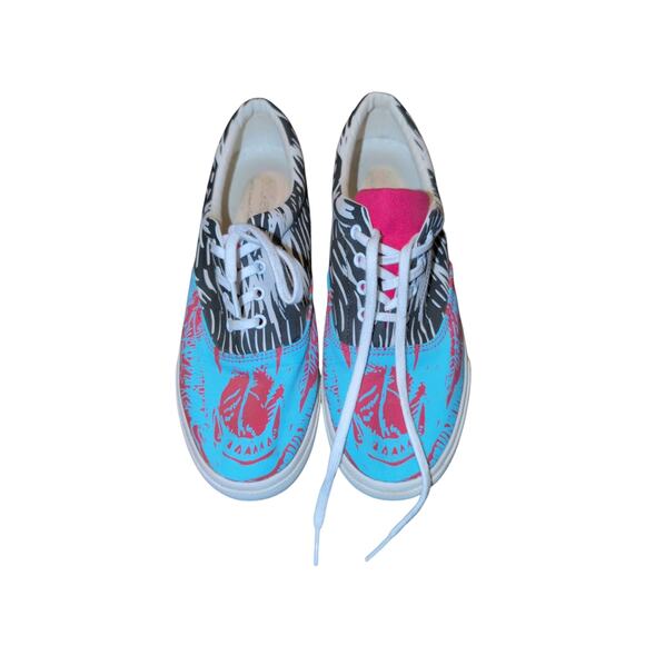 BucketFeet Shoes - Bucketfeet Canvas Shoes Teal Black Pink Women’s Size 9 Good Condition